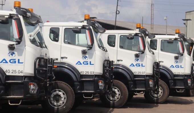 AGL uNE