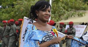 Carlos Kenmoe, Maurice Nguefack et Denise Fampou, ceux accusés de créer un grand malaise des populations à Douala 2e