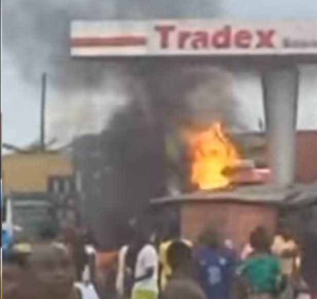 tradex en feu